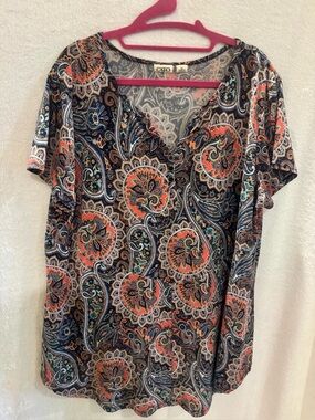 Cato Navy and Coral Paisley V-Neck Short-Sleeve Top
